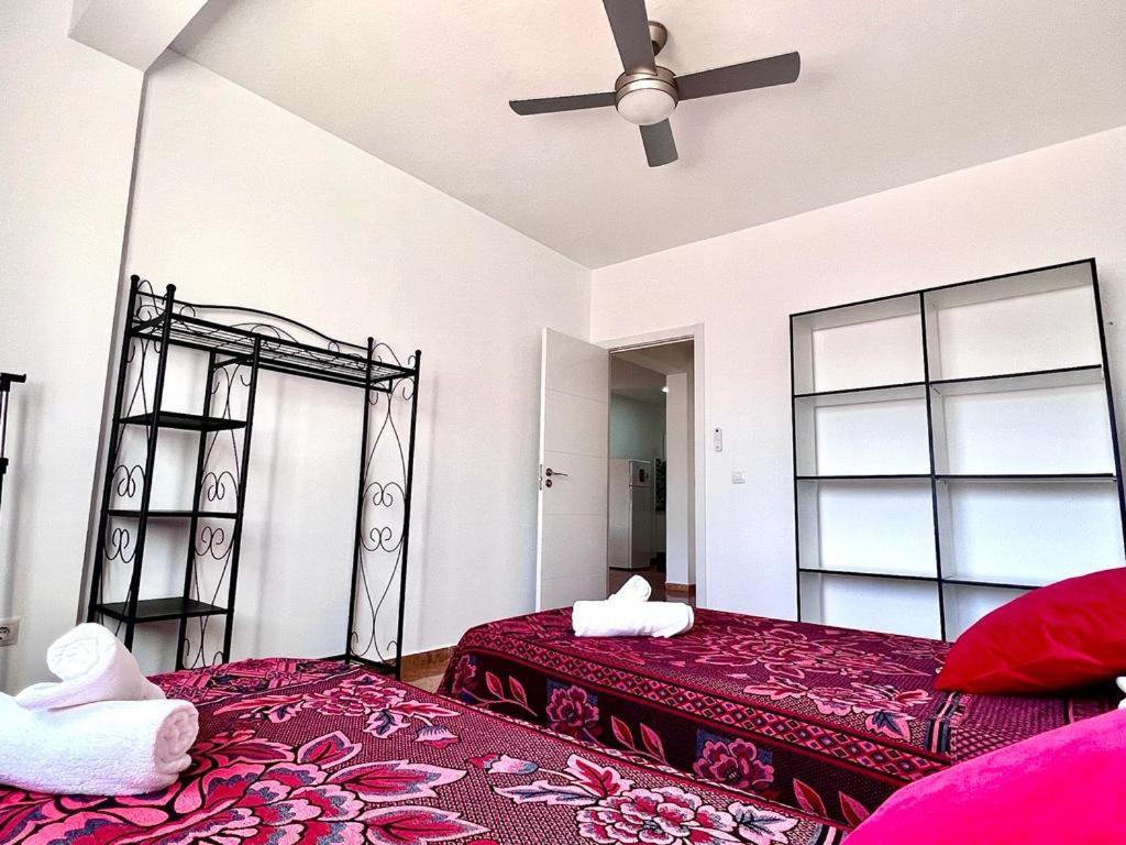 Franmay Apartments - 7 Modern Apartments Near The Beach & City, Perfect For Nomads, Travellers, Families, Watersports! Santa Maria Room photo