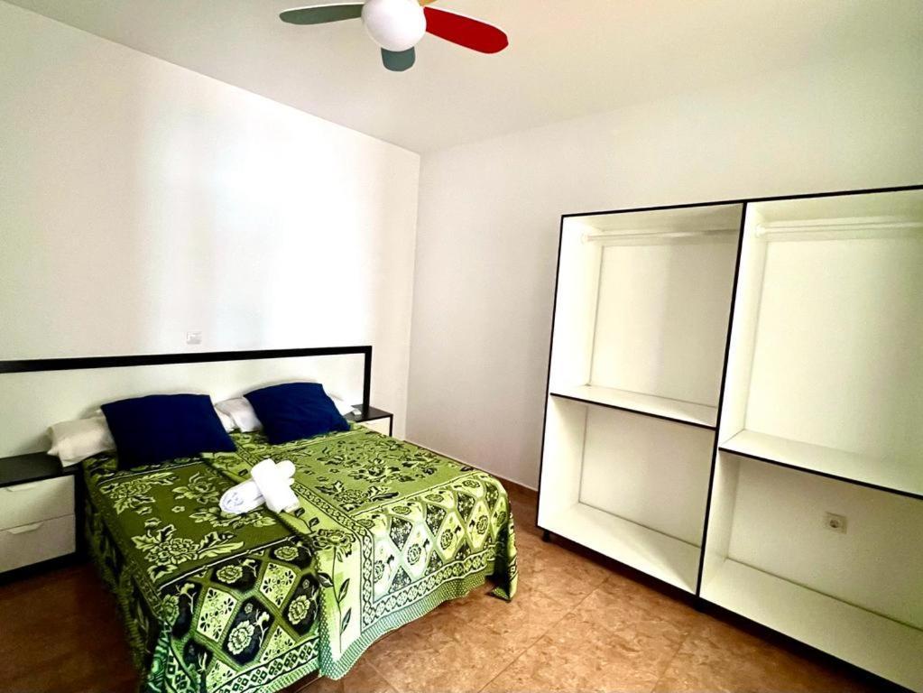 Franmay Apartments - 7 Modern Apartments Near The Beach & City, Perfect For Nomads, Travellers, Families, Watersports! Santa Maria Room photo