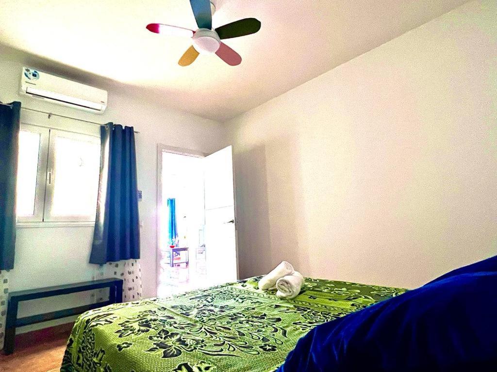 Franmay Apartments - 7 Modern Apartments Near The Beach & City, Perfect For Nomads, Travellers, Families, Watersports! Santa Maria Room photo